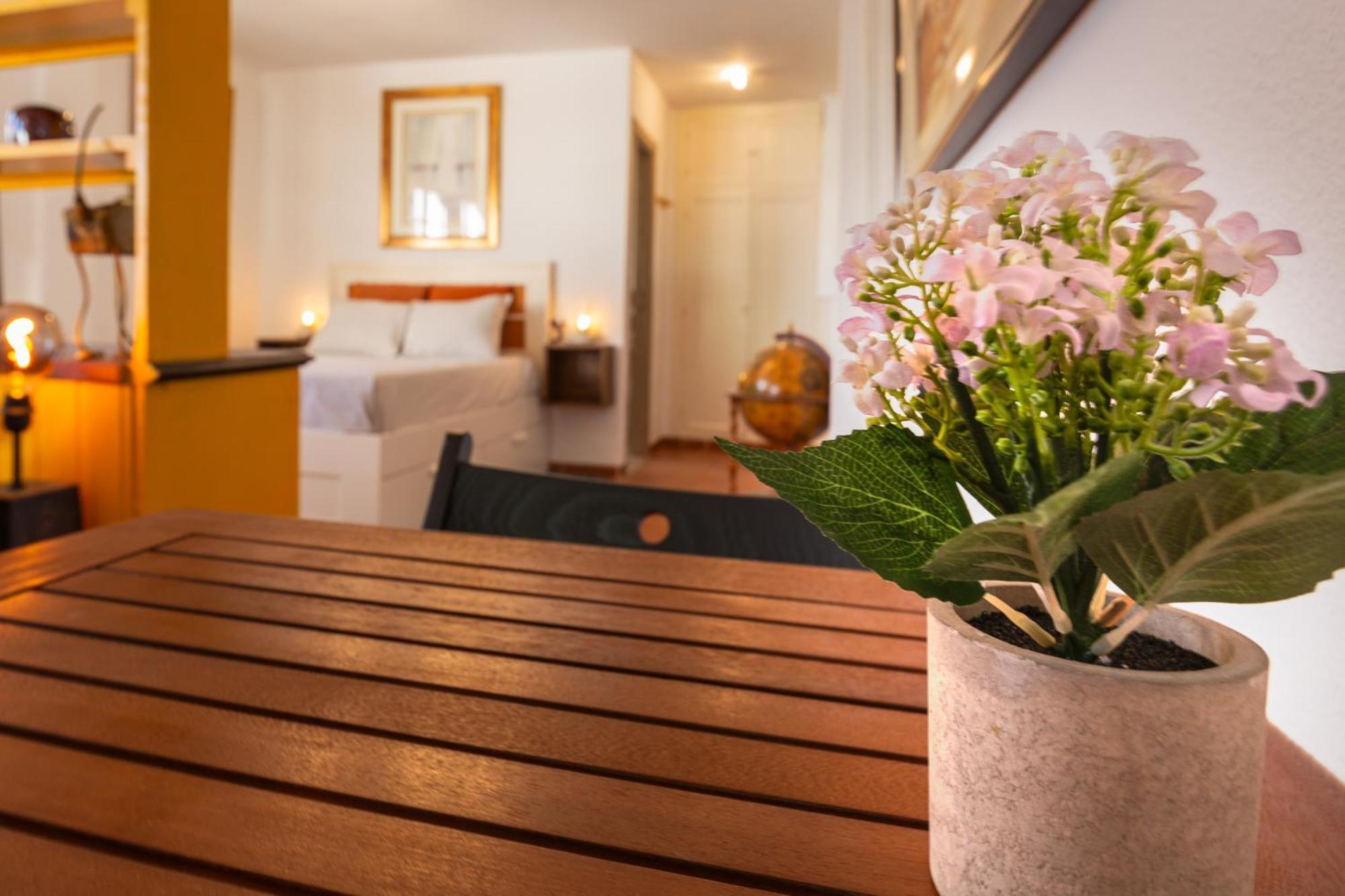 Duquesa Port Studio Apartment - Bright Sunlit Terrace Manilva Luaran gambar