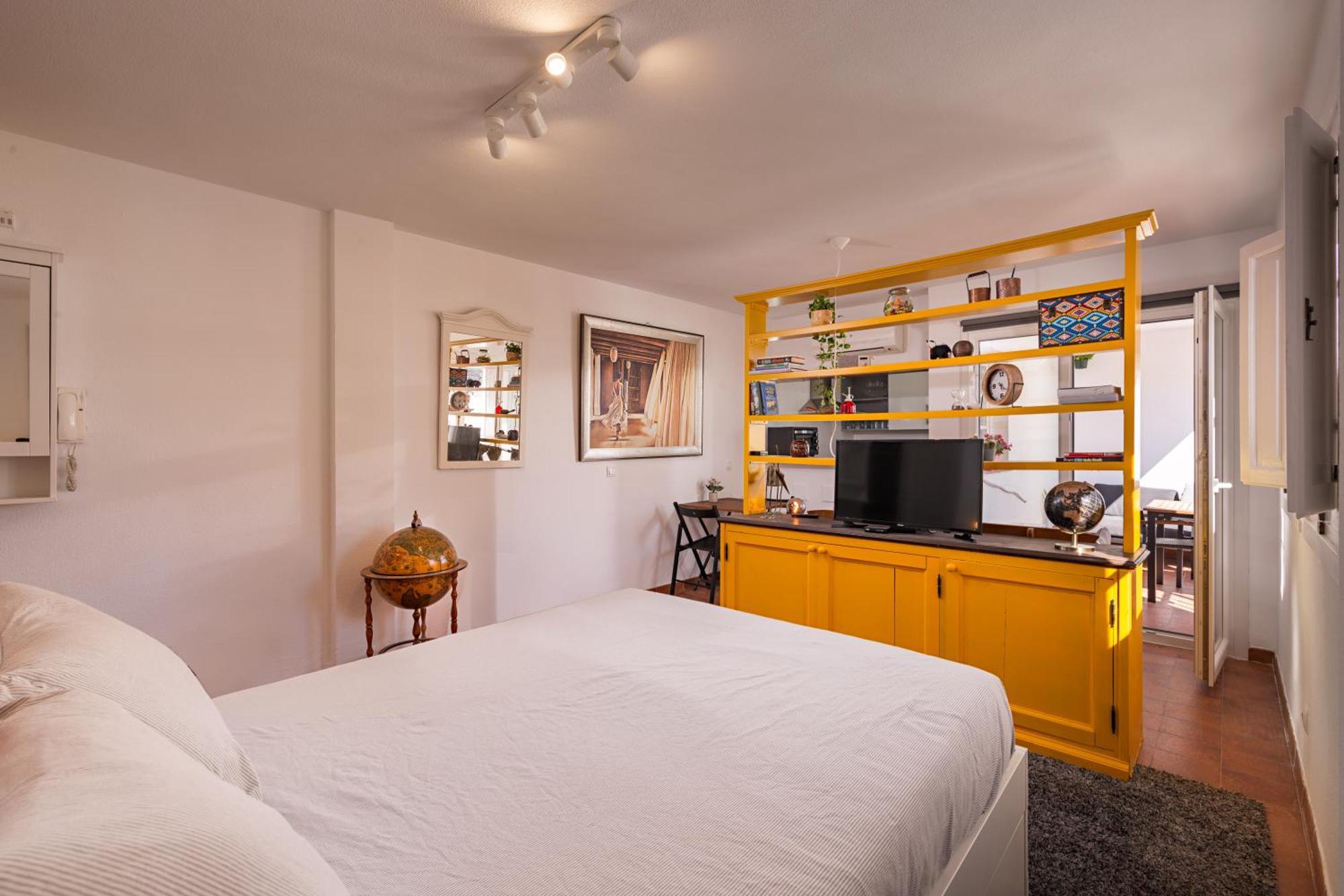 Duquesa Port Studio Apartment - Bright Sunlit Terrace Manilva Luaran gambar